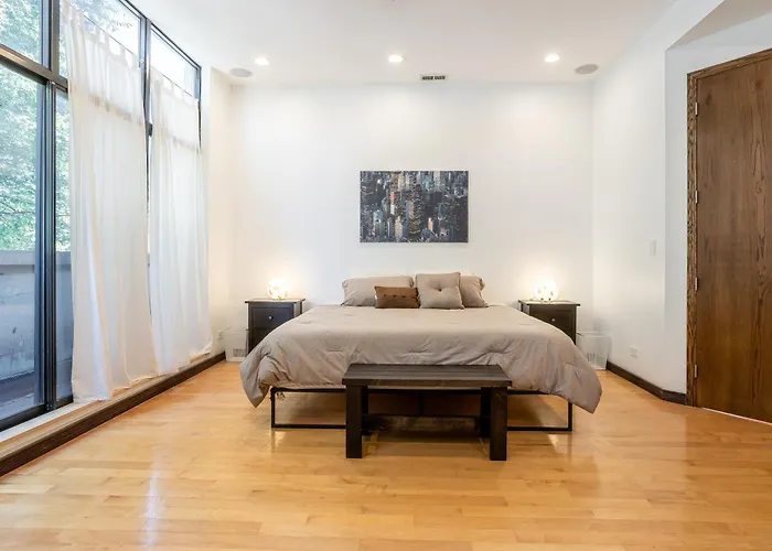 Hébergement de vacances 5-bedroom House In Pilsen Near Medical District Chicago